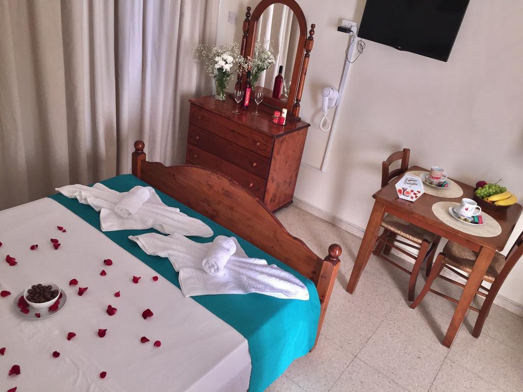 Estia Vasilis Manoli Apartment Ayia Napa Exterior photo
